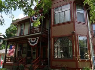509 Singer Ave, Lemont, IL 60439