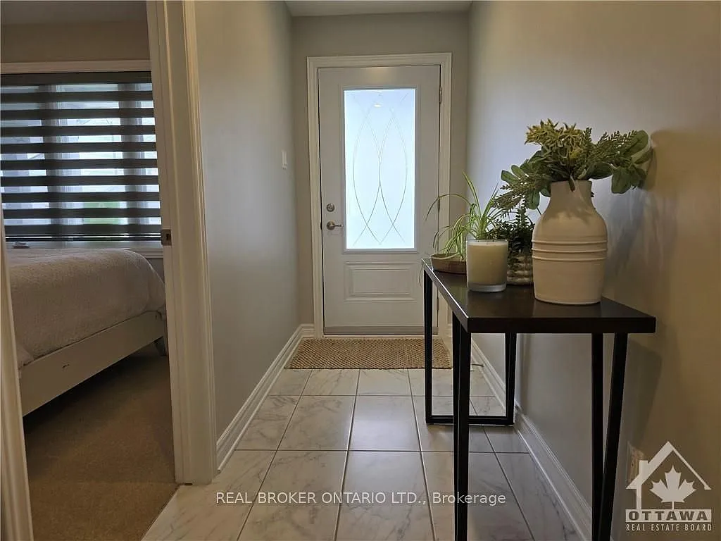 2 bed, $2,500 — Photo 3