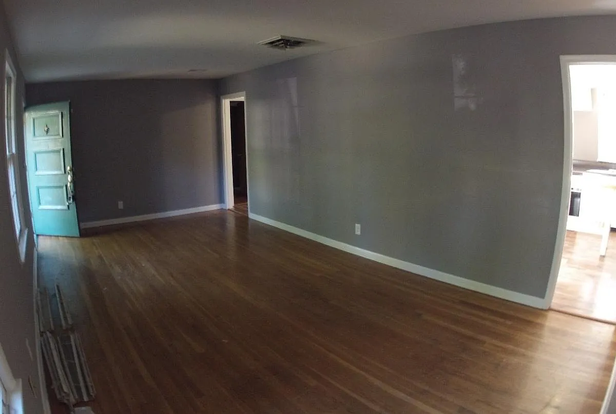 3 bed, 1690 sqft, $2,500 — Photo 2