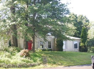 100 Gwynmont Dr, North Wales, PA 19454