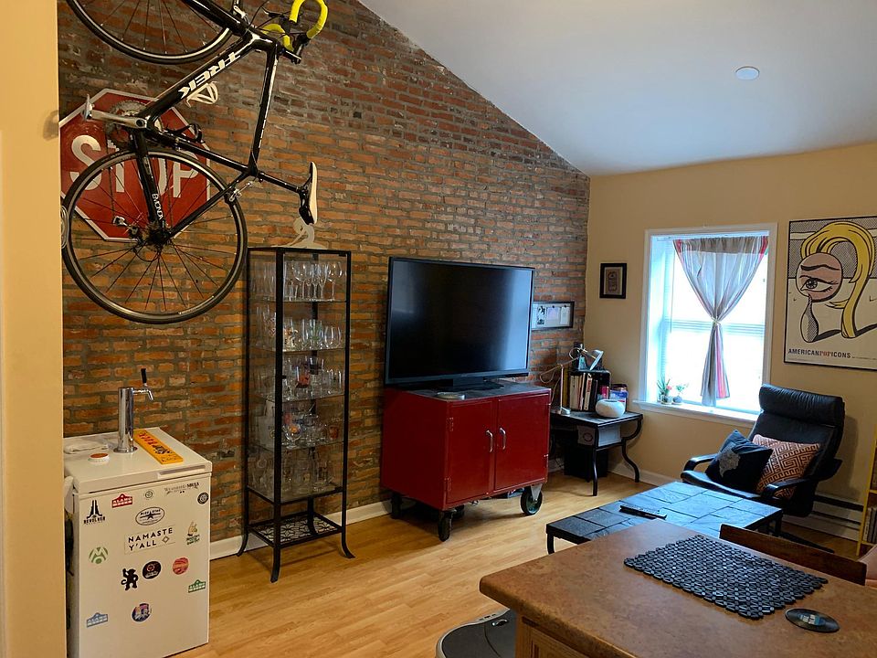 1st image of 1536 S 4th St #3