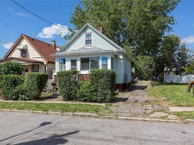 3314 Ely Ave, Niagara Falls, NY, 14303