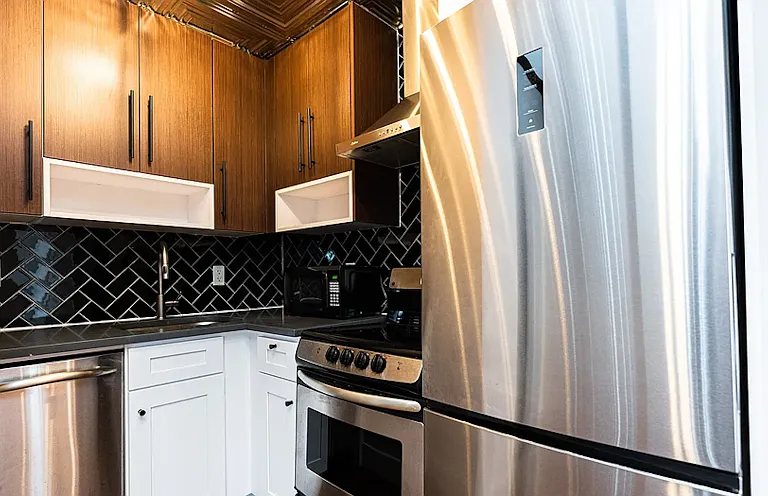 35 Claver Pl #3E — Photo 12