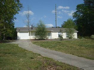 492 Riverside Rd, Sugar Hill, GA 30518