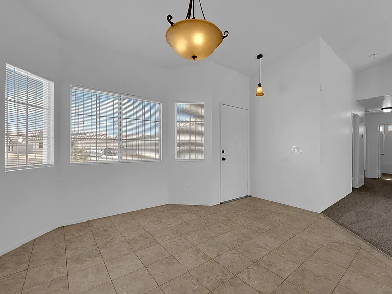 833 Camden Yard Ct — Photo 4