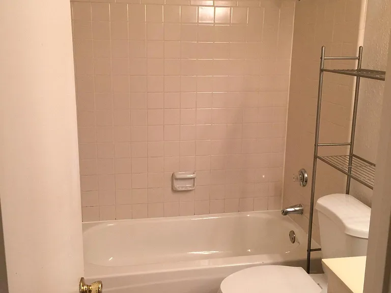2529 Craig Ln — Photo 10