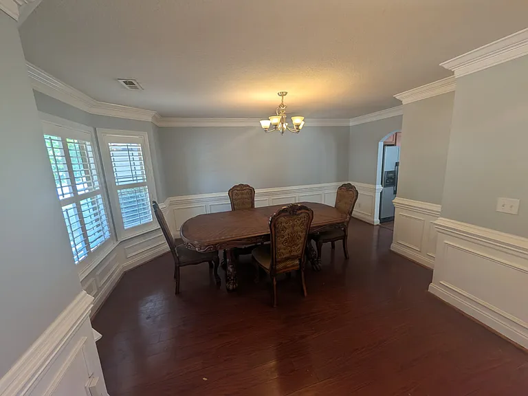 9 Summerdale Dr — Photo 3