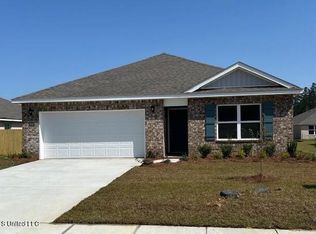 18540 Oak Bay Dr, Biloxi, MS 39532