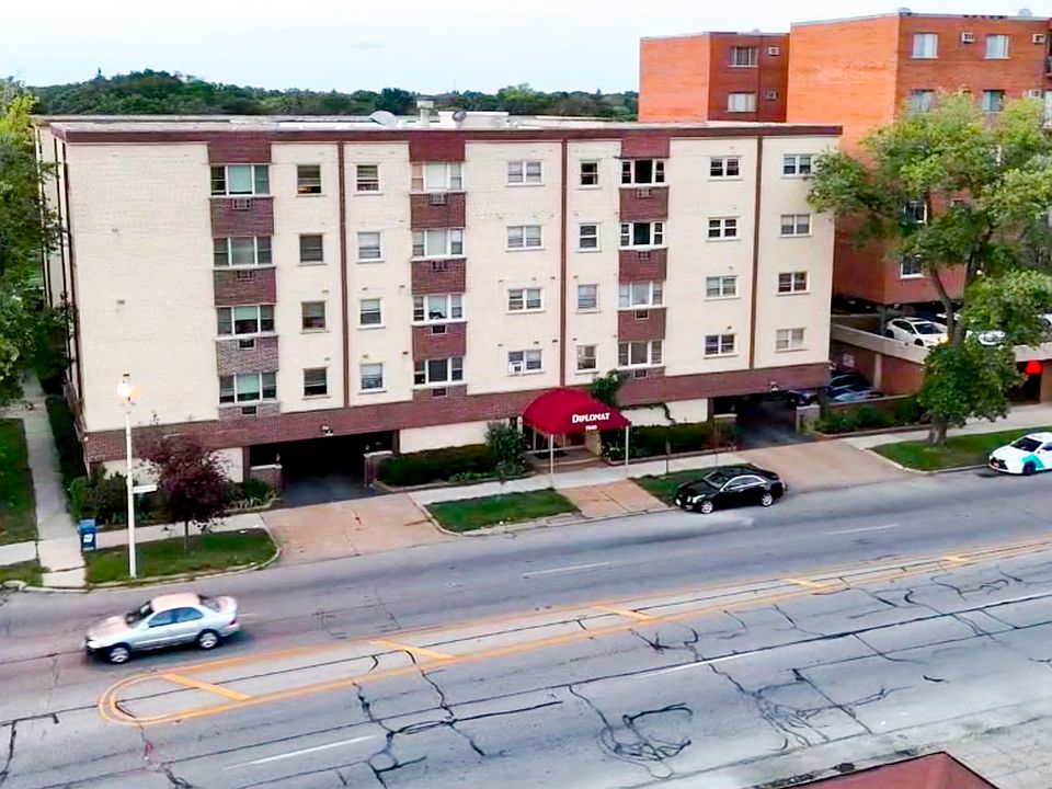 1st image of 7840 W North Ave APT 4A