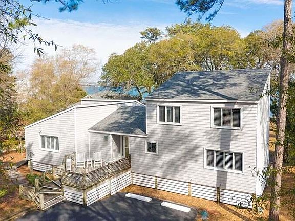 4th image of 246 Oakleaf Drive