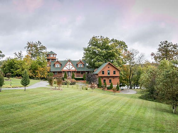 3rd image of 6044 Paradise Dr