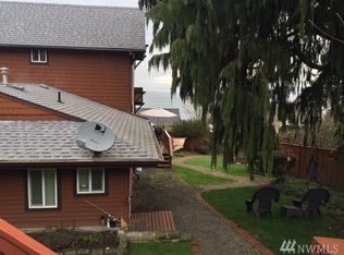 1906 Rainier St, Steilacoom, WA 98388