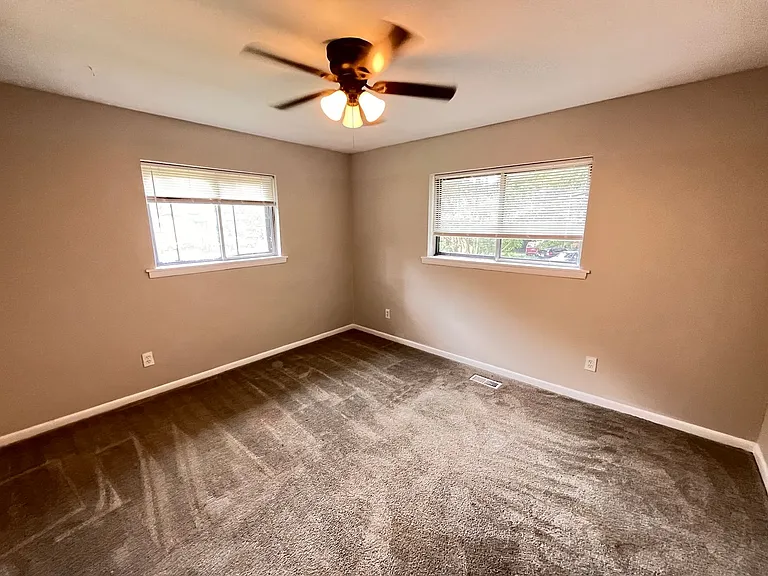 3220 Rita Ln NW — Photo 8