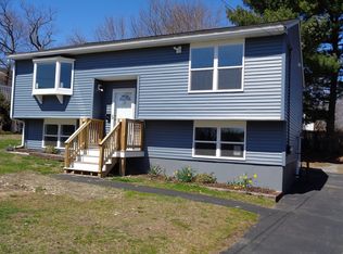 33 Hally Rd, Lowell, MA 01854