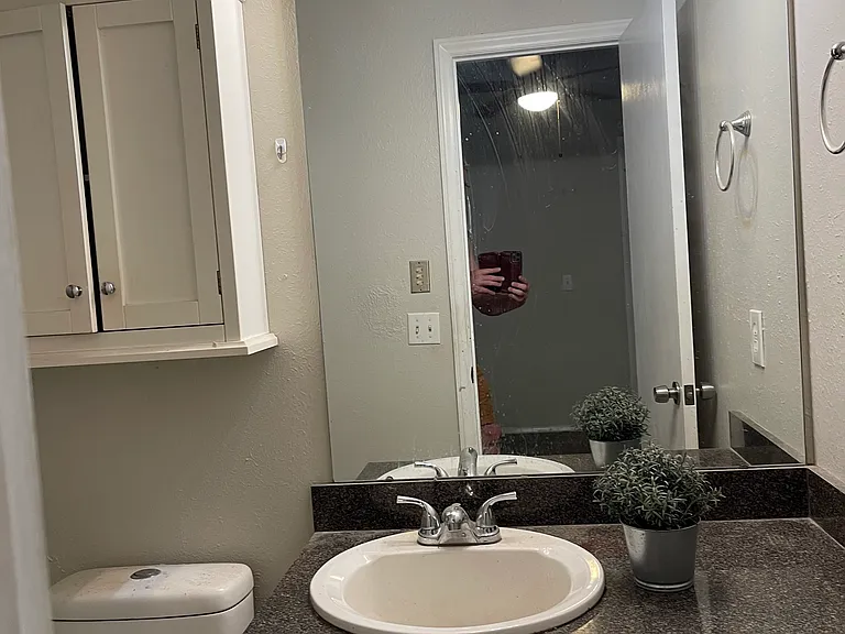9905 S Clegern Ave — Photo 10
