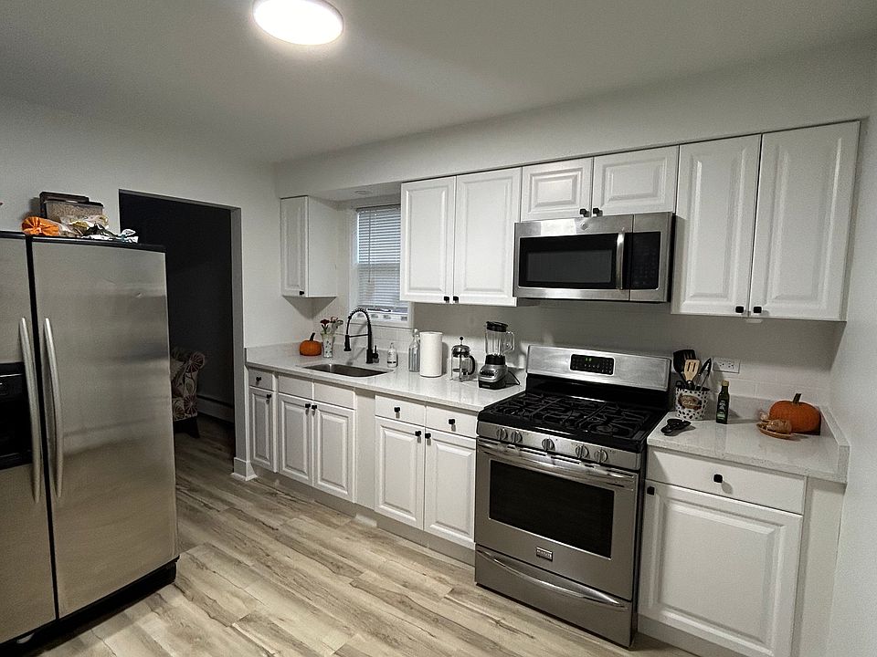 1st image of 4915 Egandale Ave APT 2