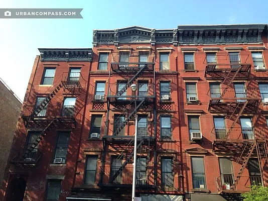 Rented by Compass | media 35