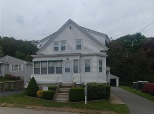 107 Walnut St, Johnston, RI 02919