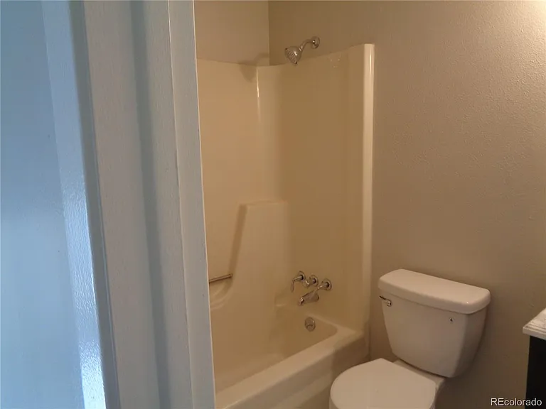 3921 Jackson Way — Photo 10