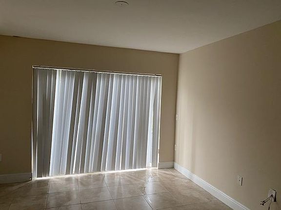 4th image of 13981 SW 122nd Ave