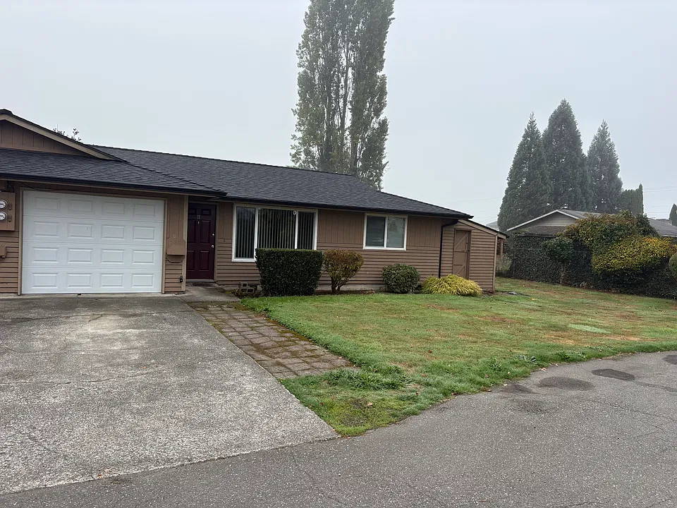 17166 161st Pl SE #B