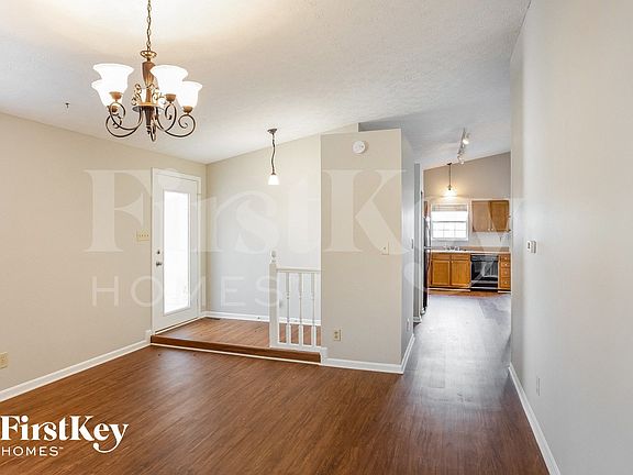 3rd image of 18608 Northridge Dr