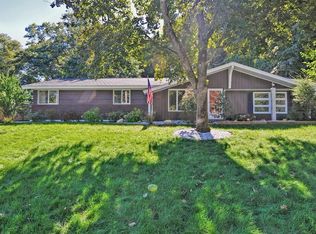 6 Mark Rd, Framingham, MA 01701