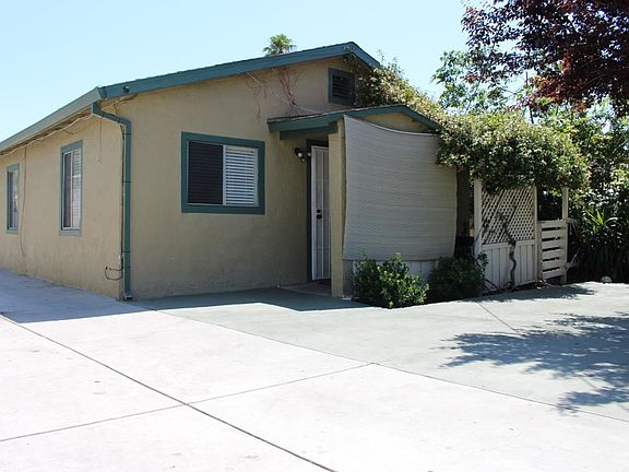 3rd image of 44 S Sunset Ave
