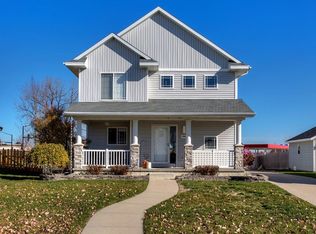 2006 SW Reunion Cir, Ankeny, IA 50023