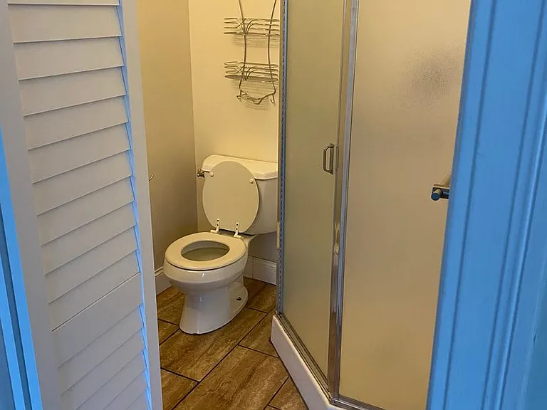 1215 Illinois St — Photo 45