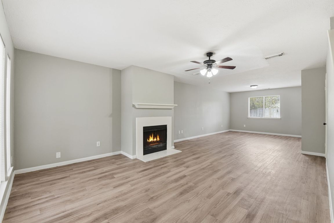 next background image