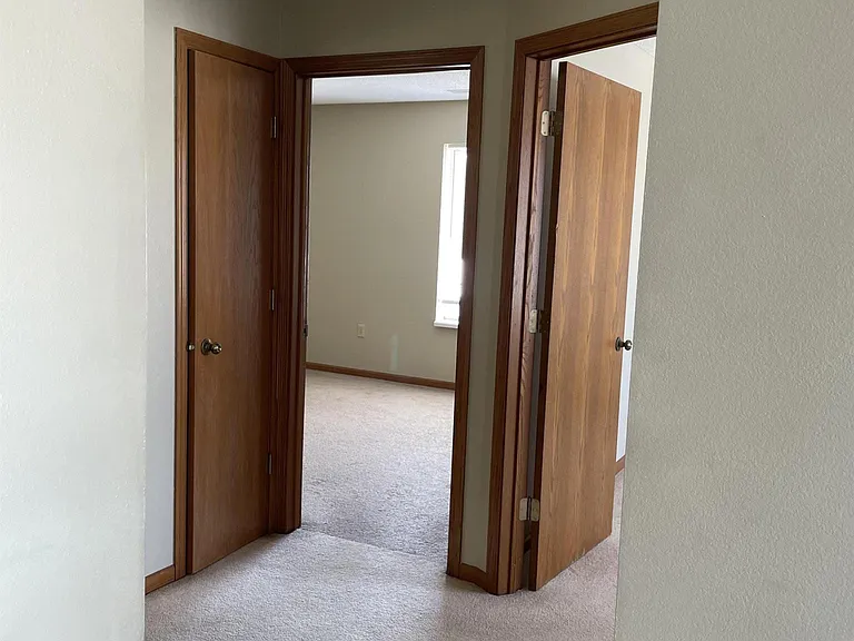 Watertown Fox Creek Apartments — Photo 19