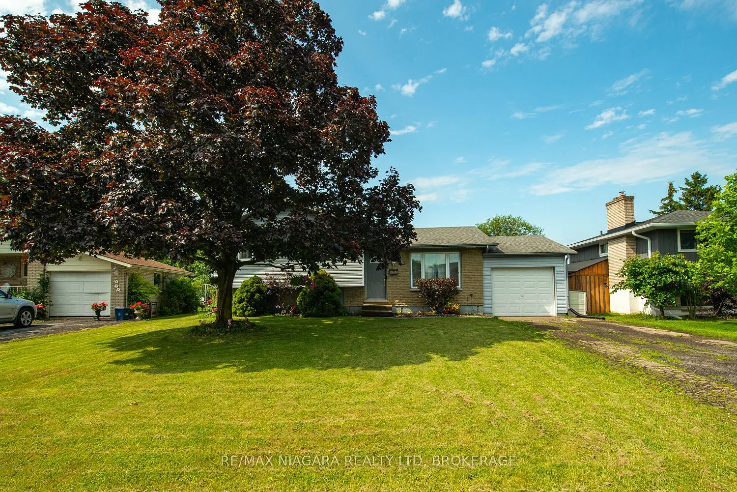 3 bed, $2,000 — Photo 2