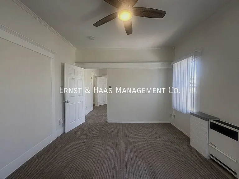 1249 Pine Ave — Photo 13