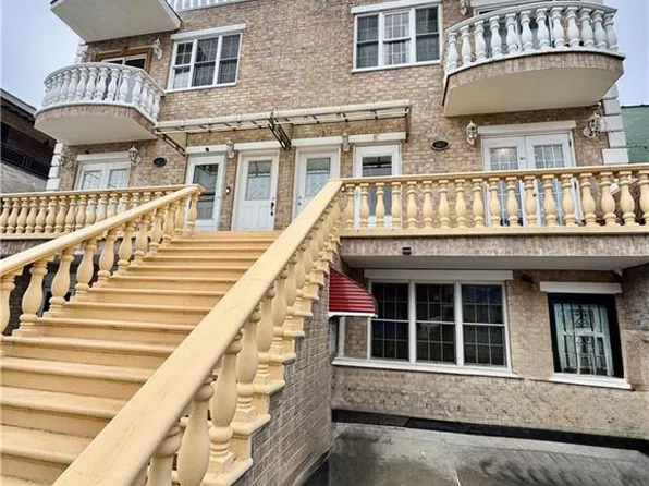 1517 70th St #2B, Brooklyn, NY 11228