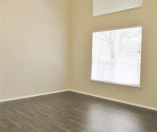 3rd image of 7016 Eagle Vail Dr