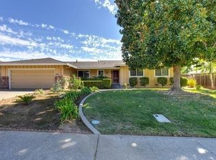 6206 Meadowvista Dr, Carmichael, CA