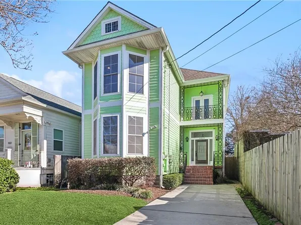 1019 Leonidas St, New Orleans, LA 70118