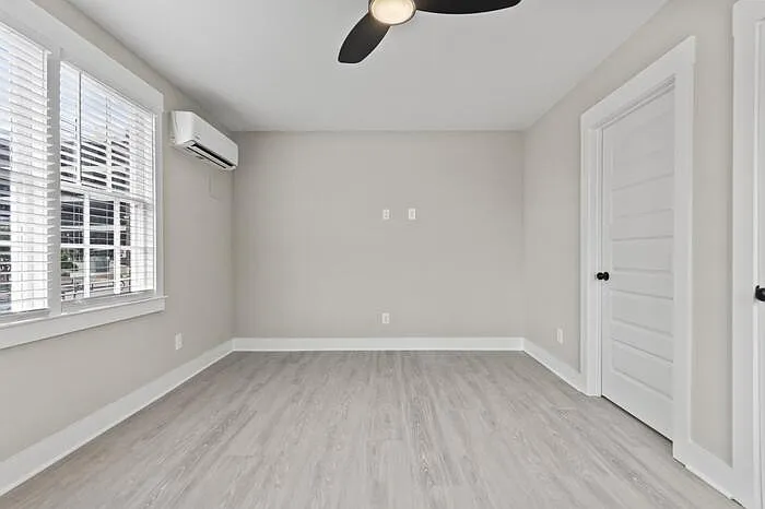 401 Clinton Ave E #3 — Photo 25