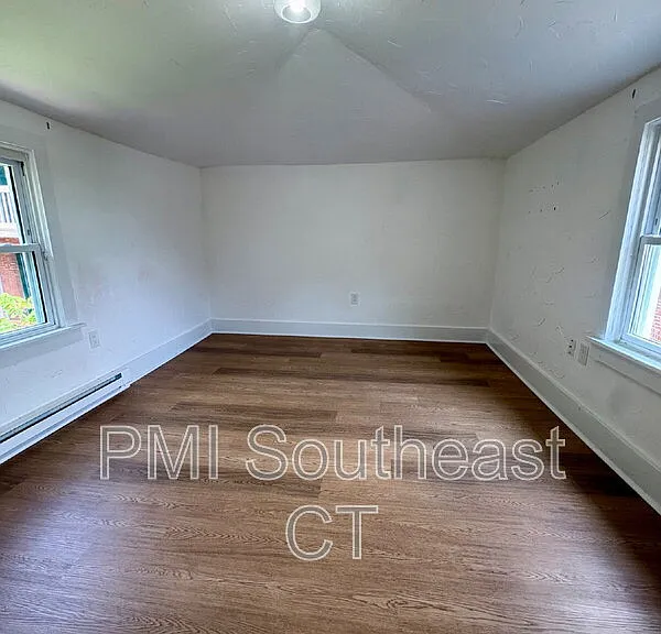 65 Shaw St #2-B — Photo 7