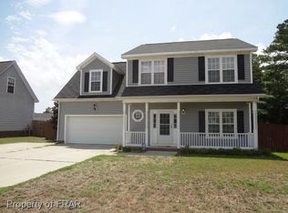 2906 Highplains Dr, Hope Mills, NC 28348
