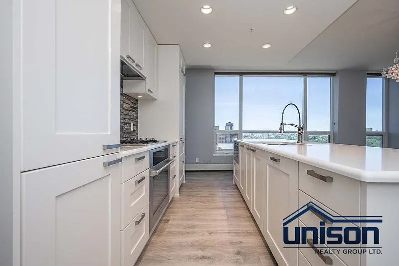 2 bed, 1104 sqft, $2,800 — Photo 2