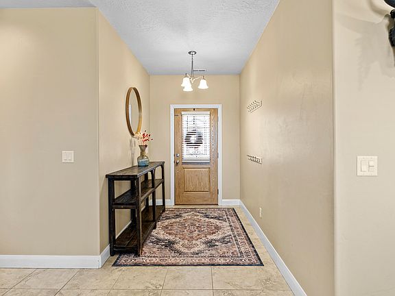 3rd image of 1451 S Escalante Dr