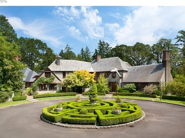 1837 S Greenwood Rd, Portland, OR 97219