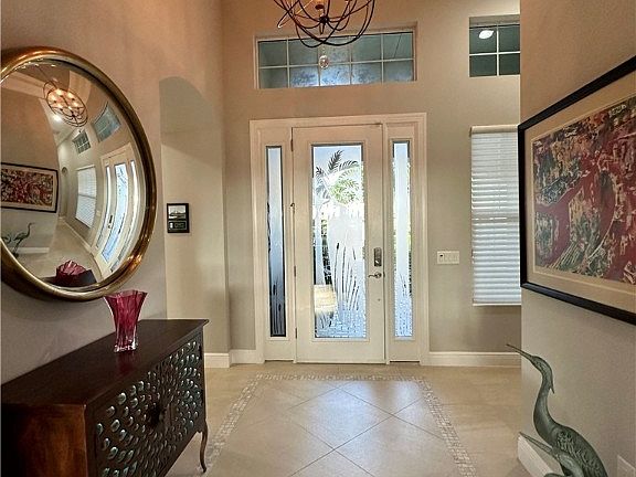 3rd image of 10527 Azzurra Dr