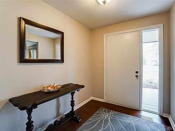5th image of 2048 Meadow Side Ln