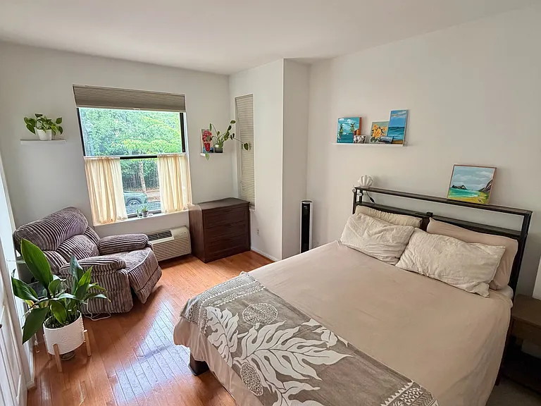 Mintwood Pl NW — Photo 15