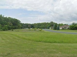 632 Cedar Ct, Lake City, MN 55041