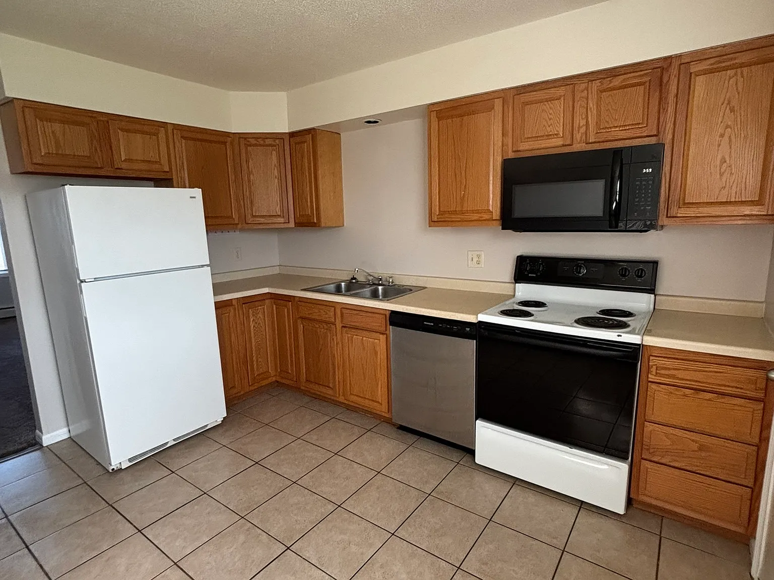4113 Tower Ave — Photo 1