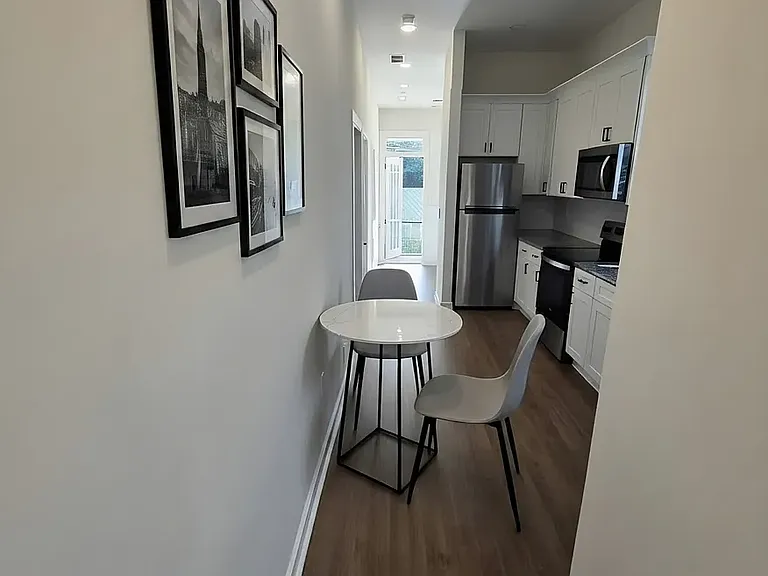 514 Griffin St NW — Photo 9